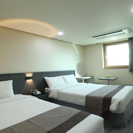 Golden City Hotel Dongdaemun Seul Zewnętrze zdjęcie